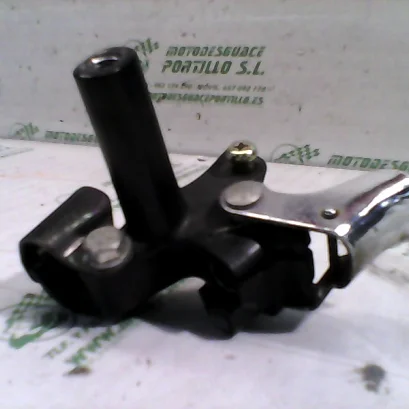 Foto de Soporte de maneta trasera Honda LEAD 100 referencia 197-17-29053
