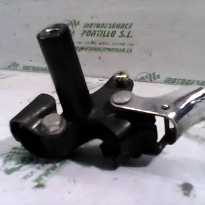 Foto de Soporte de maneta trasera Honda LEAD 100 referencia 197-17-29053