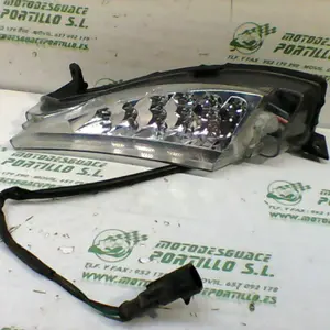 Foto de Intermitente delantero izquierdo Keeway SILVERBLADE 125 12-13 referencia 116-17-11650 foto 2
