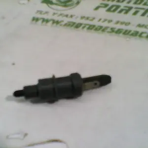 Foto de Sensor de freno delantero Peugeot Speedfight 1 50 referencia 212-16-8404