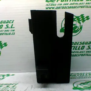 Foto de Caja batería Yamaha X MAX 125 referencia 304-21-31462 foto 3