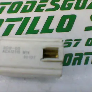 Foto de Relé Yamaha YBR 125 i referencia 171-21-30474 foto 4