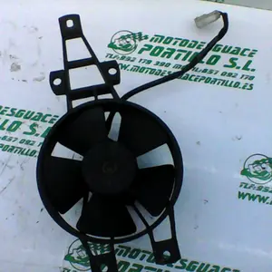 Foto de Ventilador del radiador Piaggio X8 125 referencia 86-19-18726 foto 2