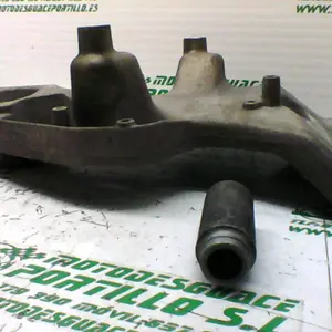 Foto de Basculante Honda S-wing 125 referencia 241-19-22737 foto 3