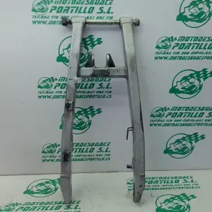 Foto de Basculante Yamaha XT-125-X referencia 144-23-43769 foto 6