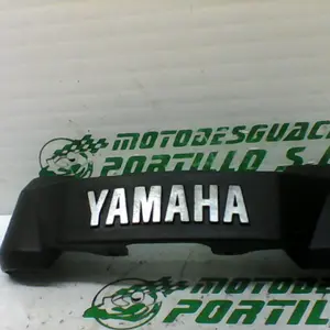 Foto de Embellecedor de horquilla Yamaha YBR 125 i referencia 323-19-24458 foto 7