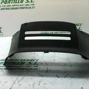 Foto de Carcasa bajo asiento Suzuki Burgman 125 referencia 69-19-21028 foto 3