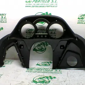 Foto de Carcasa cuentakilómetros Kymco Super Dink 125 referencia 100-22-36626 foto 6