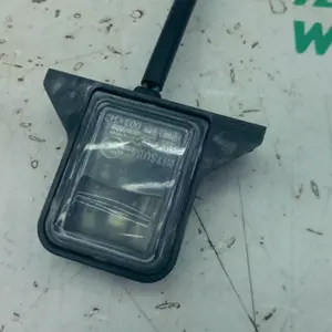 Foto de Luz de matricula Honda FORZA 125 referencia 396-25-48973 foto 3