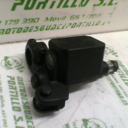 Foto de Bomba de freno delantero Piaggio X9 250 referencia 44-18-12466
