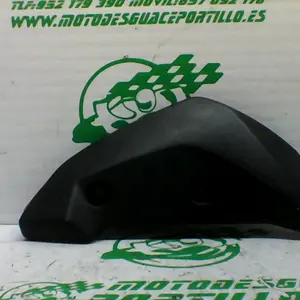 Foto de Embellecedor Guardabarros Delantero Izquierdo Keeway RKV 125 referencia 326-22-42276 foto 3