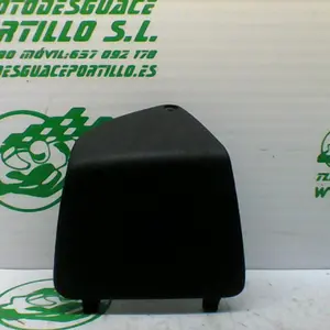 Foto de Puerta guantera izquierda Vespa GT 200 L referencia 138-22-34391 foto 3
