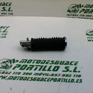 Foto de Reposapies trasero Kymco VENOX 250 referencia 257-19-39720 foto 19