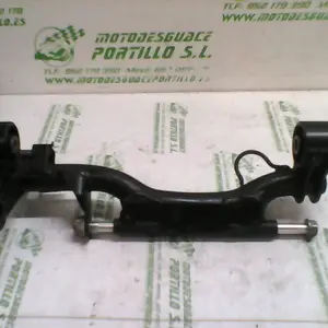 Foto de Soporte de motor Honda PS 125 referencia 384-23-46466 foto 13