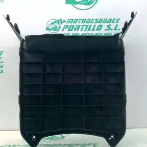 Foto de Tapa batería Honda SH 300 I referencia 364-23-46052 foto 6