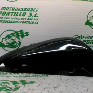 Foto de Carcasa bajo asiento izquierdo Daelim Daystar 125 referencia 139-21-41986 foto 5