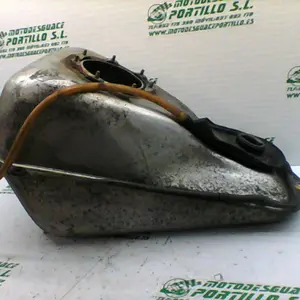 Foto de Deposito gasolina Honda Silver wing 600 referencia 122-19-20332 foto 3