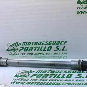 Foto de Eje de rueda delantera Honda S-wing 125 referencia 241-19-22749 foto 5