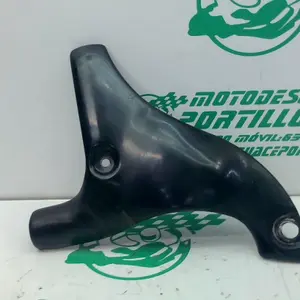 Foto de Protector de basculante Yamaha Virago 535 referencia 437-22-43834 foto 2