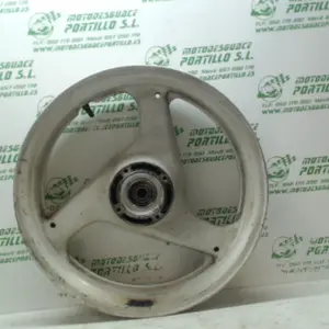 Foto de Llanta trasera Suzuki GS 500 E referencia 122-16-6023