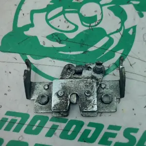 Foto de Cerradura del asiento Honda PS 125 referencia 106-24-47759 foto 3