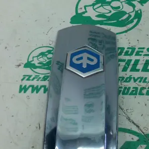Foto de Embellecedor del frontal Piaggio MEDLEY referencia 73-26-49324