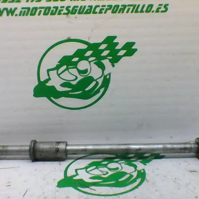 Foto de Eje de rueda delantera Honda SH 125 00-04 referencia 382-22-39363