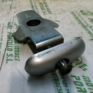Foto de Tensores de rueda trasera Suzuki GLADIUS SFV 650 I referencia 202-18-16153 foto 3