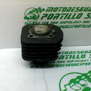 Foto de Cilindro y pistón Vespino ALX 50 referencia 265-20-27027 foto 4