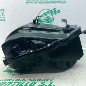 Foto de Caja de filtro Kawasaki Z 900 referencia 6-24-47559 foto 2
