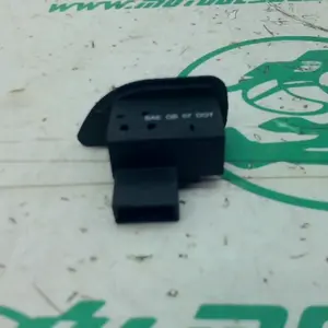 Foto de Interruptor de intermitente Piaggio liberty 125 i 2023 referencia 60-26-49261 foto 4