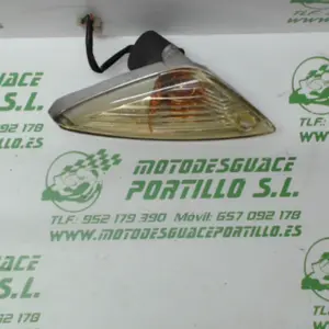 Foto de Intermitente delantero izquierdo Honda PS 125 referencia 106-24-47663 foto 2