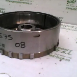 Foto de Plato magnetico Triumph Street Triple 675 referencia 119-16-10327 foto 3