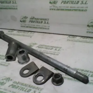 Foto de Eje de rueda trasera Suzuki Marauder 125 referencia 46-19-17671