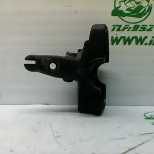 Foto de Soporte de maneta trasera Peugeot Vivacity 50 referencia 142-19-30097 foto 3