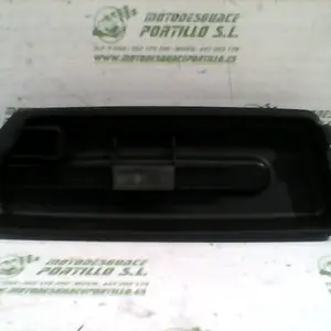 Foto de Tapa batería Derbi BOULEVARD 50 2T referencia 99-17-8754