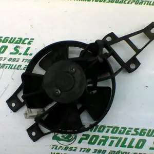 Foto de Ventilador del radiador Piaggio X8 200 referencia 264-18-18444 foto 2