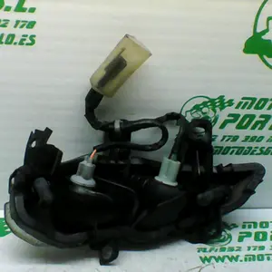 Foto de Intermitente delantero izquierdo Honda SH MODE referencia 413-21-32611 foto 2