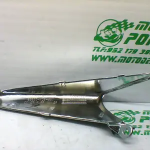 Foto de Embellecedor de carcasa trasera derecha Honda SH MODE referencia 413-21-32598