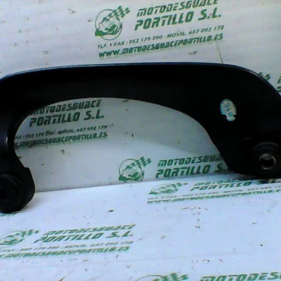 Foto de Asidero izquierdo Keeway RKV 125 referencia 326-22-42337