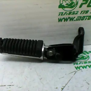 Foto de Estribera trasera derecha con reposapies Yamaha X MAX 125 referencia 304-21-31454 foto 5