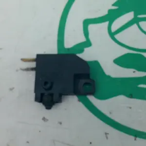 Foto de Sensor de freno trasero Yamaha N MAX 125 referencia 394-23-46359 foto 5