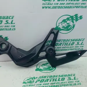 Foto de Embellecedor chasis izquierdo Kawasaki Z 900 referencia 6-24-47497 foto 3