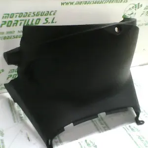 Foto de Carcasa bajo asiento PIONNER QM-125-T referencia 50-18-12522 foto 3