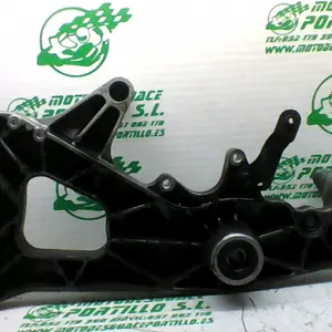 Foto de Basculante Yamaha X MAX 125 referencia 304-21-31469