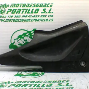 Foto de Carcasa bajo asiento Daelim Roadwin 125 i referencia 230-19-38110 foto 6