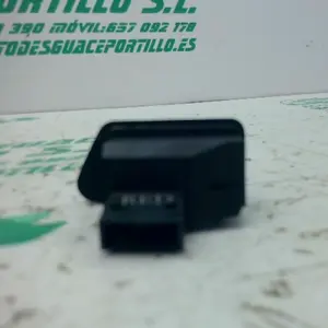 Foto de Interruptor de intermitente Honda PS 125 referencia 106-24-47780 foto 16