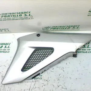 Foto de Carcasa lateral derecha Honda CBF 250 referencia 214-19-23150 foto 5
