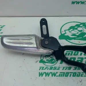 Foto de Estribera trasera derecha con reposapies Honda PCX 2017 referencia 231-24-48458 foto 4
