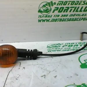 Foto de Intermitente trasero izquierdo Peugeot Ludix 50 referencia 116-18-25716 foto 16